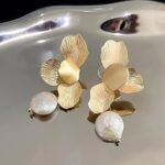 YouBella Fashion Jewellery Celebrity Inspired Stylish Pearl Earings Earrings for Women and Girls (Gold) (YBEAR_33408) YouBella Fashion Jewellery Celebrity Inspired Stylish Pearl Earings Earrings for Women and Girls (Gold) (YBEAR_33408)